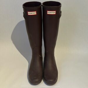 Hunter Classic redefined Oxblood Boots (size 6)